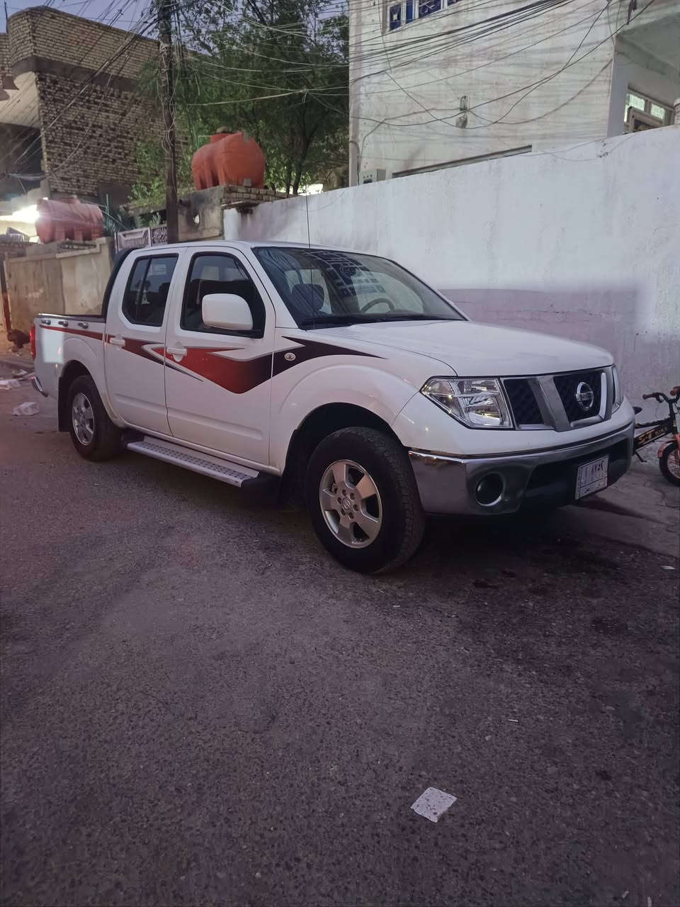 نيفاره موديل 2013
تخم تاير

حداديه 

محرك 

بيها صبغ بلجاملخ كد شبرين

تحويل 

مكان عمارة مركز 

‏‪***********‬‏
