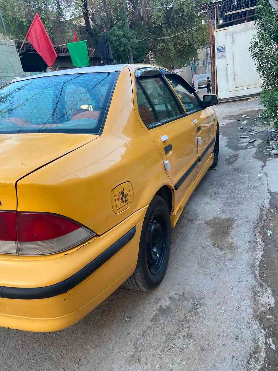 السلام عليكم سمند موديل 11 السياره مصفره هيئه وغرامه وهزه جديده وباسمي رقمها بغداد الانكليزي ، السياره خير من الله مال جناي كبل للشارع تبريد شغال ثلج تخم تاير السعر 28 وبيها مجال مكانها بغداد ***********
