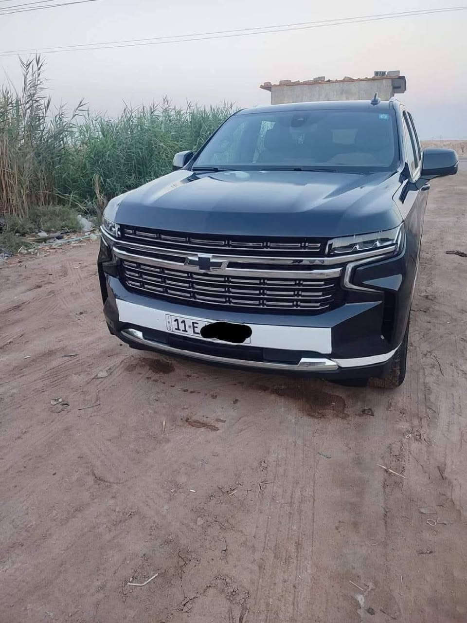 تاهو 2022 LT وارد امريكي  محرك 8سلندر 5.3
مواصفات:
1-لايت ليد 
2-نقطه عمياء
3-تحديد مسار
4-تنبية و فرملة ذاتية
5-كشنات تدفئة الاماميه و الخلفية
6-نظام تحكم بالتكييف من الشاشه 
7-نظام ابل كار بلي و اندرويد اوتو
8-كاميرات 360 درجة
9- وضعيات قياده 
10-اوتو ستارت 
11- هاند بريك كهرباء 
12-دفع خلفي و دفع رباعي ثقيل و خفيف 
13- مثبت سرعة
14- كشنات الاماميه و الخلفيه و مقاعد الصف الثالث كهرباء 
15-سستم سماعات BOSS
16- تحكم سيرن كهرباء
17- سنتر لوك على 4 ابواب 
18-تحكم بالتكيف الخلفي منفرد عن الامامي
19- شاشه السائق ديجيتال 
20-ذاكرة خزن المقعد 
حساسات امامية و حساسات خلفية
22- كراسي جلد 
23- ترحيب عند الاقتراب 
24- بصمه تشغيل ذكي 
25- خمس بصمات على الابواب 
26- فتح الصندوق اوتو عند الاقتراب 
27- مراة كهرباء 
رقم بغداد الجديد ( بسمي تحويل )
إستفسار أكثر اتصل على رقم
***********
