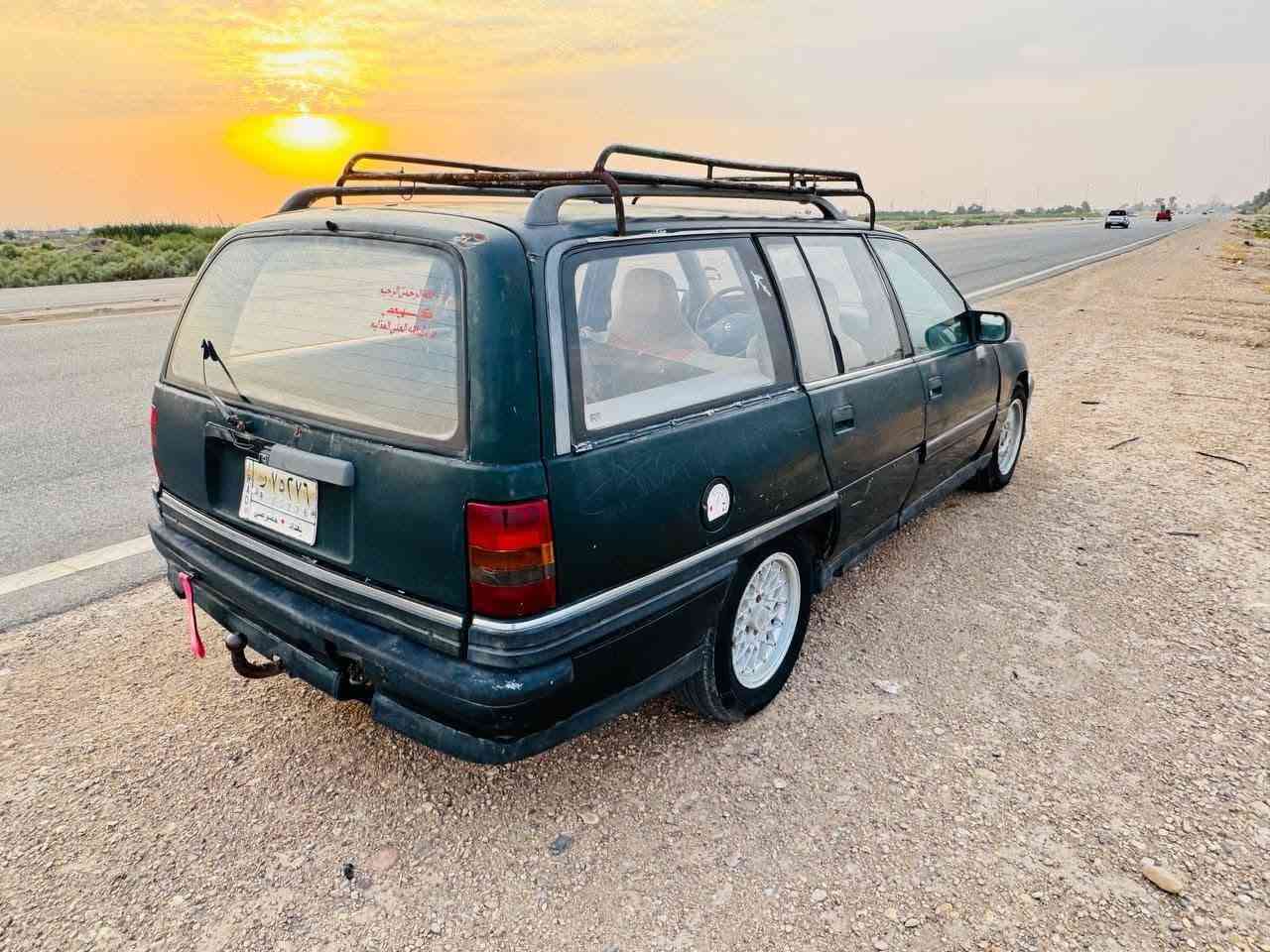 سلام عليكم أوبل موديل 91 رقم بغداد بلاديه تخم تاير مكينه كير كله جديد شواصي شركه لسعر 28 بيه مجال شراي سياره واضع شركه باقيه ***********
