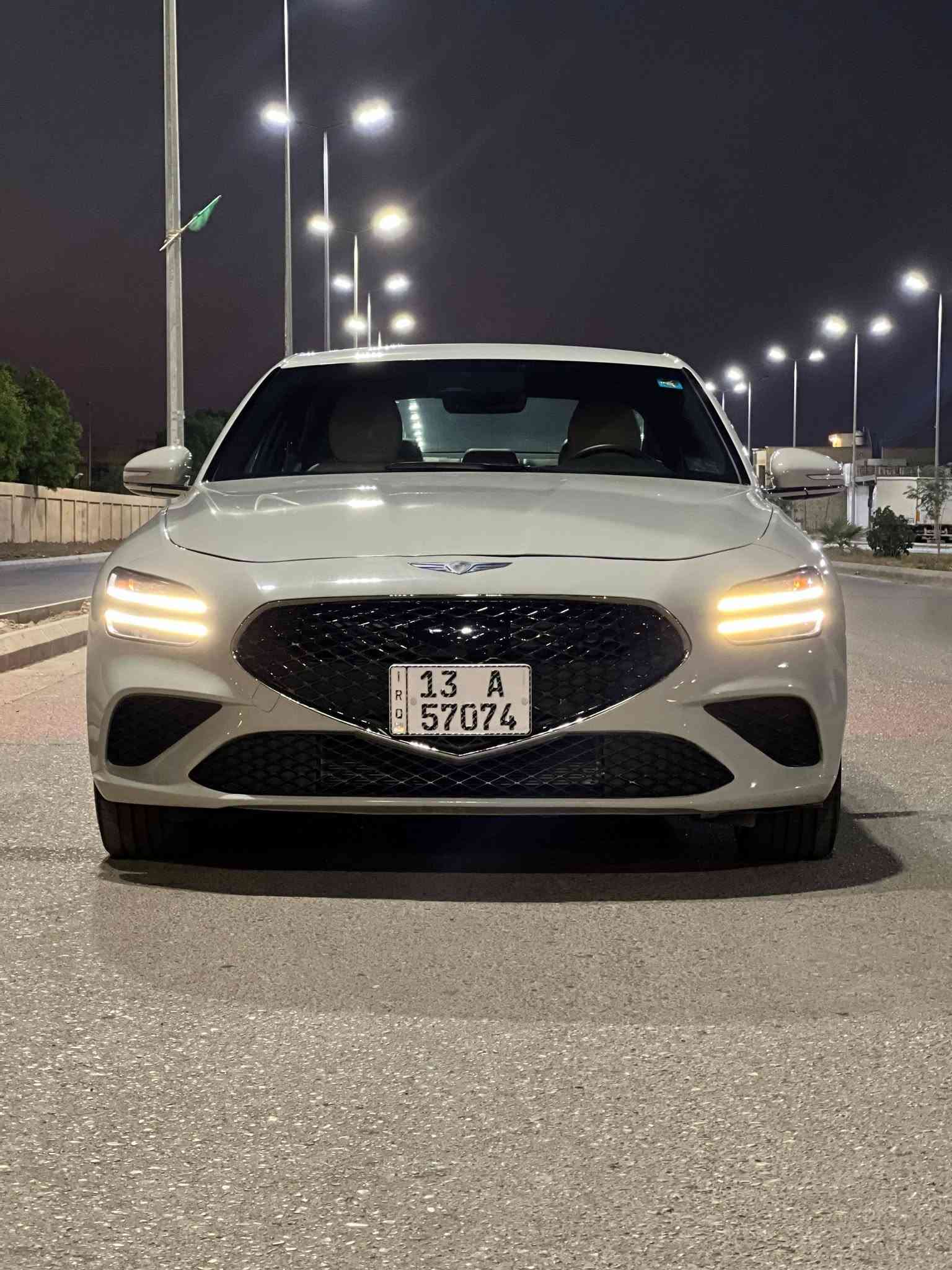 السلام عليكم …
سيارة مرقم كتاب شهداء ميسان وكاله عامه 
Genesis “G70” 2025 
لون مميز♥️
4 سلندر توربو 

مواصفاتها 
رادار امامي 
رادار خلفي 
رادار جانبي 
كاميرة خلفية 
شفتات ستيرن 
انضمة قيادة 
ايكو نورمال سبورت  سبورت بلاس
تدفئة ستيرن 
كشنات كهرباء 
شاشة كار بلاي اندرويد اوتو 
كشنات تدفئة 
تشغيل عن بعد 
بصمة
اشاير بلمري 
قيادة ذاتية 
مثبت سرعة 
نقطة عمياء 
جنطة كهرباء
والمواصفات البقية معروفة بالجينسز
 
ماشيه 9 ميل 
حادث السيارة جاملخ صفحة السايق  مصلح نفس ومصبوغ والبنيد بي تعديل بارد كلش بسيط السيارة  
السيارة امانة الله حيل حيل نضيفة 
مكاني بلعماره 
 ***********
