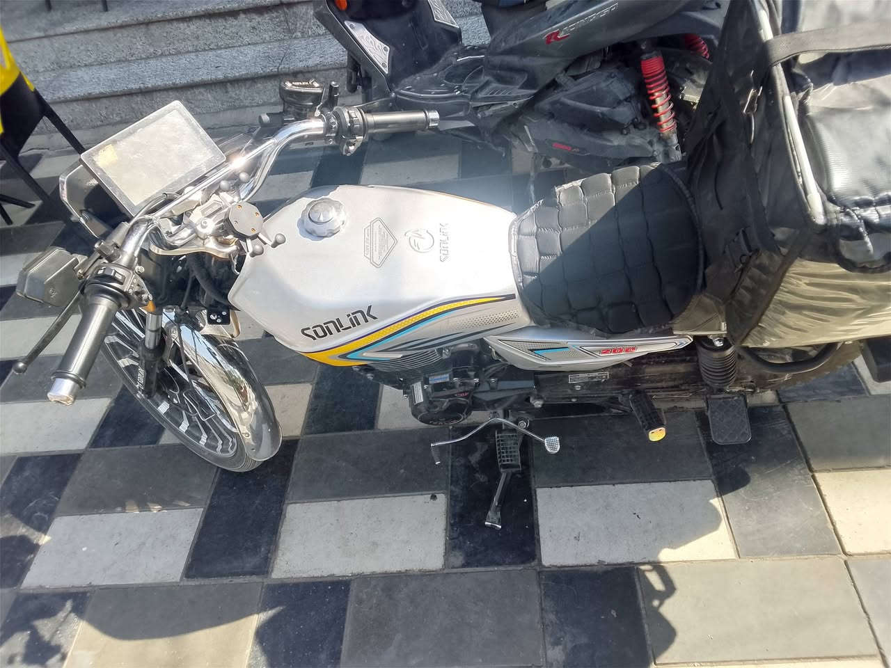 يهدراجه للبيع  كفاله موديل 25 مكينه سي بي اف ضاغطه وزنجيل مكان بغداد بوبشام السعر 875بيه مجال ***********

