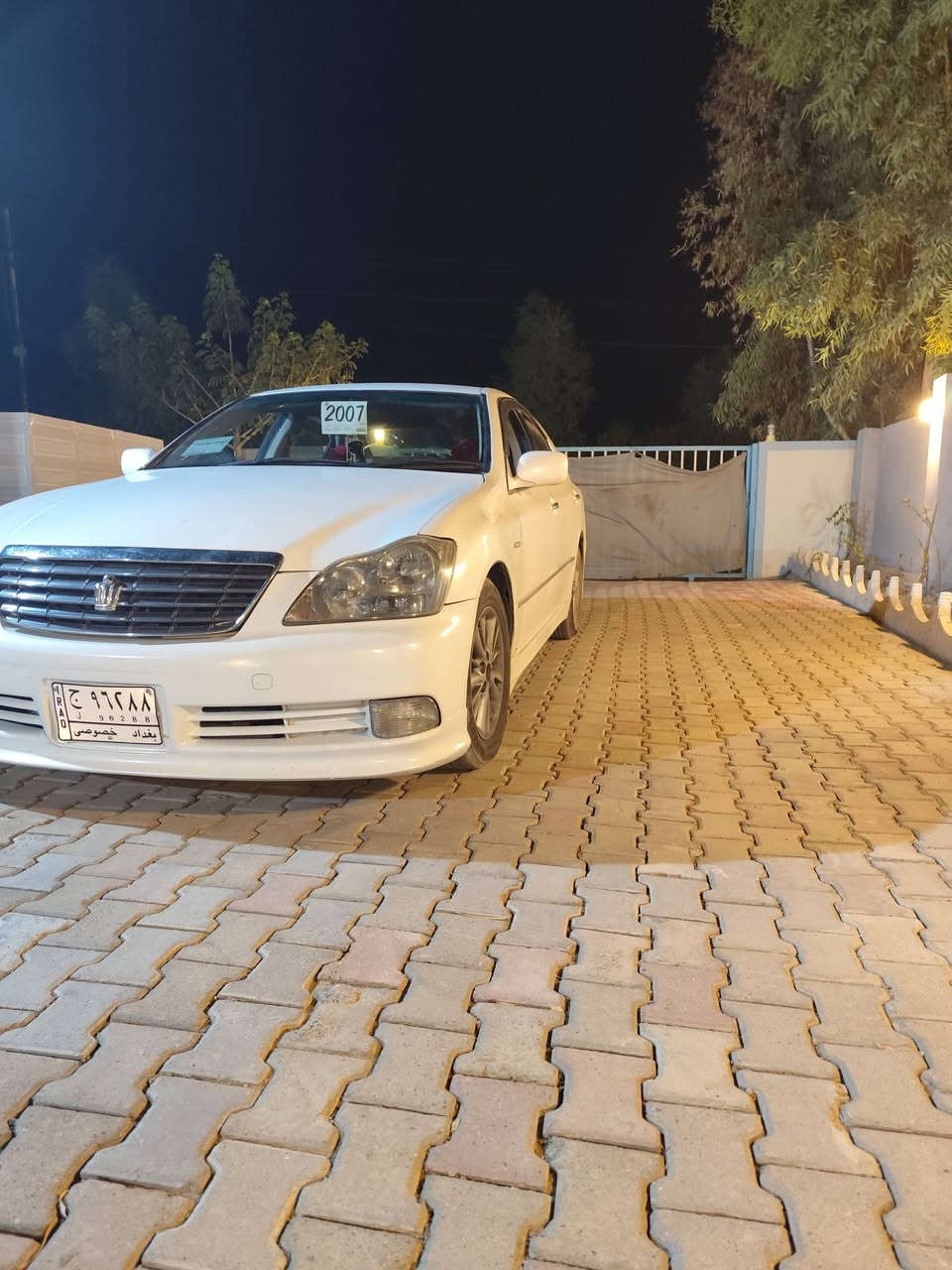 شاهینە 2006 مووس 180
مەکینە بچوک گێڕ گەورە 
ناو ڕەساسی 
2 دووگمە
کود کراو 
55 قفڵ
***********
