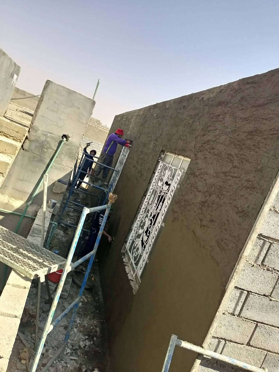 كادر عمل لبخ بناء حجر بلوك اسعار مناسبه *********** وتساب
***********
