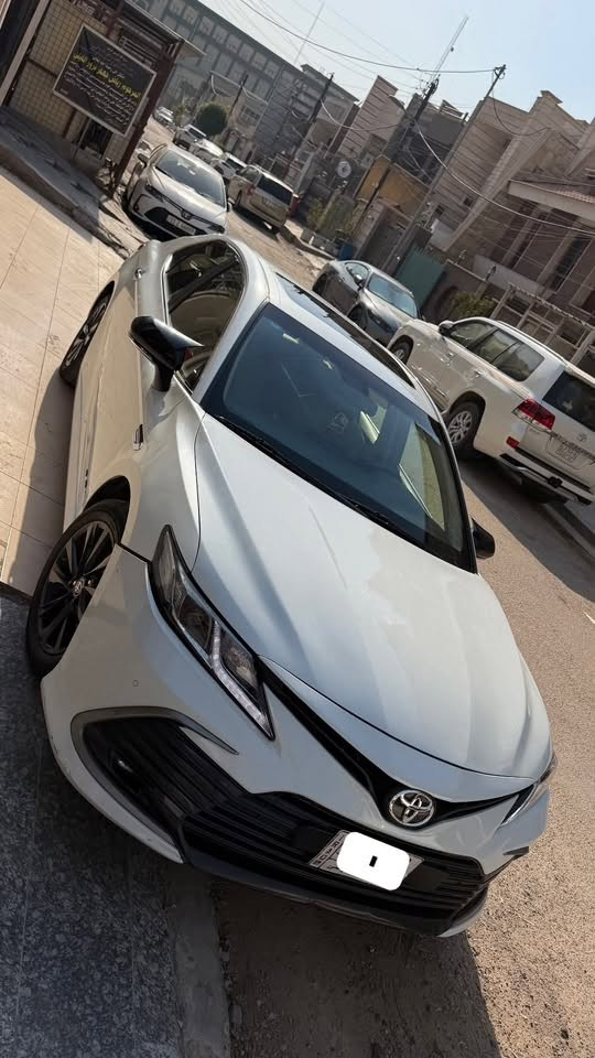 𝗧𝗢𝗬𝗢𝗧𝗔 𝗖𝗔𝗠𝗥𝗬 𝟮𝟬𝟮𝟮
𝗚𝗟𝗘
عبد اللطيف جميل | خليجي | بانزين
𝗠𝗜𝗟𝗘𝗔𝗚𝗘  —  𝟱𝟮,𝟬𝟬𝟬 𝗞𝗠
𝗦𝗣𝗘𝗖 — 𝗚𝗟𝗘 فول مواصفات
𝗖𝗢𝗟𝗢𝗥 —ابيض
𝗙𝗘𝗔𝗧𝗨𝗥𝗘𝗦
• جام كهرباء
• حساسات
• كاميرا خلفية
• بردة خلفية
• كشنات جلد بلادي
• شاحن لاسلكي
• مري شفط
• بصمة أبواب
• إنارة داخلية محيطية بلادية
• صبغ ويالة أسود لامع
𝗖𝗢𝗡𝗗𝗜𝗧𝗜𝗢𝗡
• البنيد صبغ حار
• الجاملغ الخلفي صبغ حار
• الجاملغ الأمامي الأيسر بيه طخة، وترجع بارد أو 𝗣𝗗𝗥
• الجاملغ الخلفي خلف السكن بيه طخة، وترجع بارد أو 𝗣𝗗𝗥
السيارة بانزين بالكامل وليست هايبرد
خليجي عبد اللطيف جميل — GLE فول مواصفات
للاستفسار والتفاصيل: واتساب ***********
