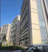 ايجار • طابق وسطي • مقدم ٣ أشهر