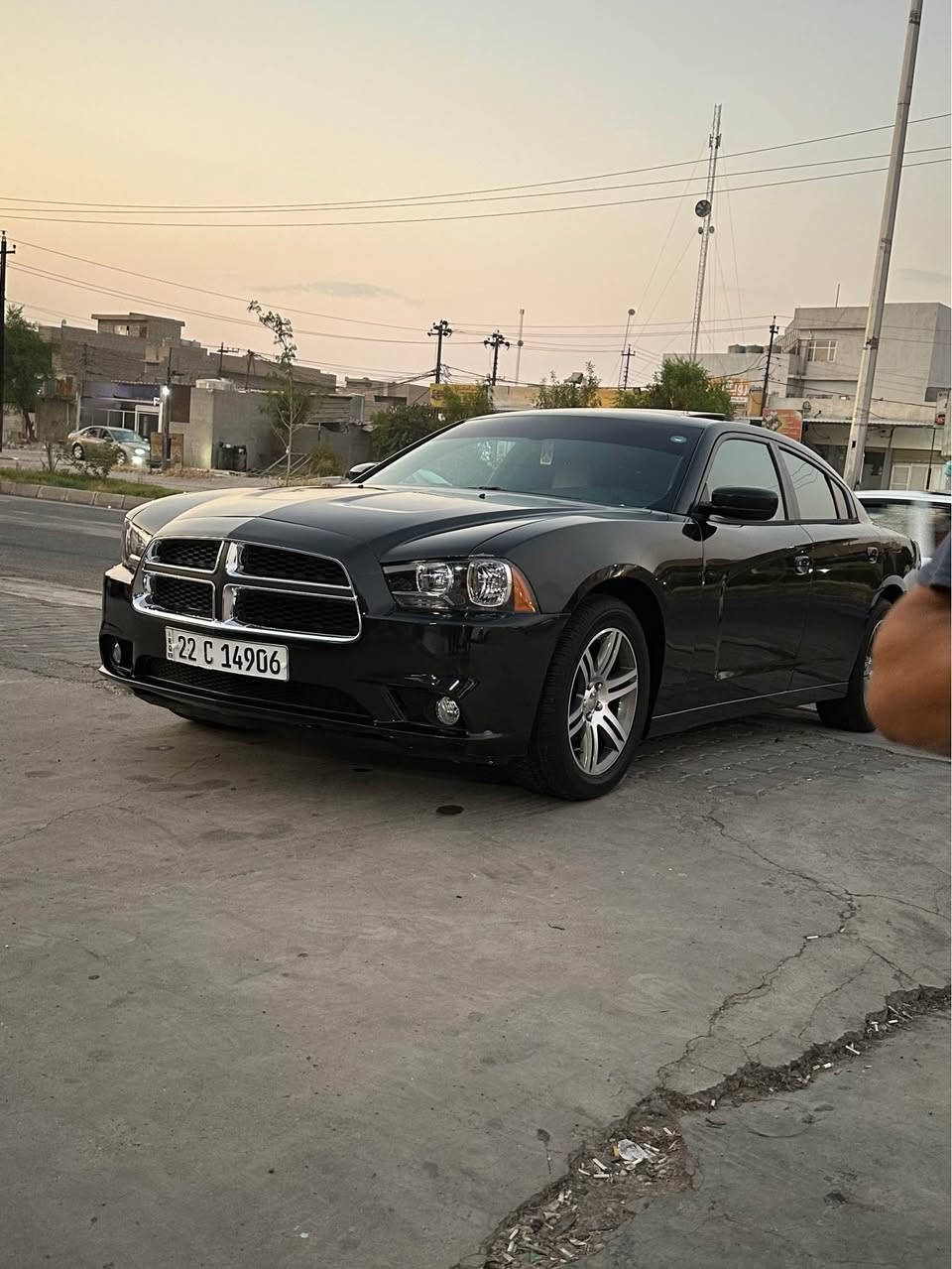 جارجر 2014 فول فول شاشه حبيره كير طياره مصبوغ حزام لجماليه فقط  سعر 135 سياره بسمي كير محرك ع ايدي شادهن جدد *********** كركوك, العراق
