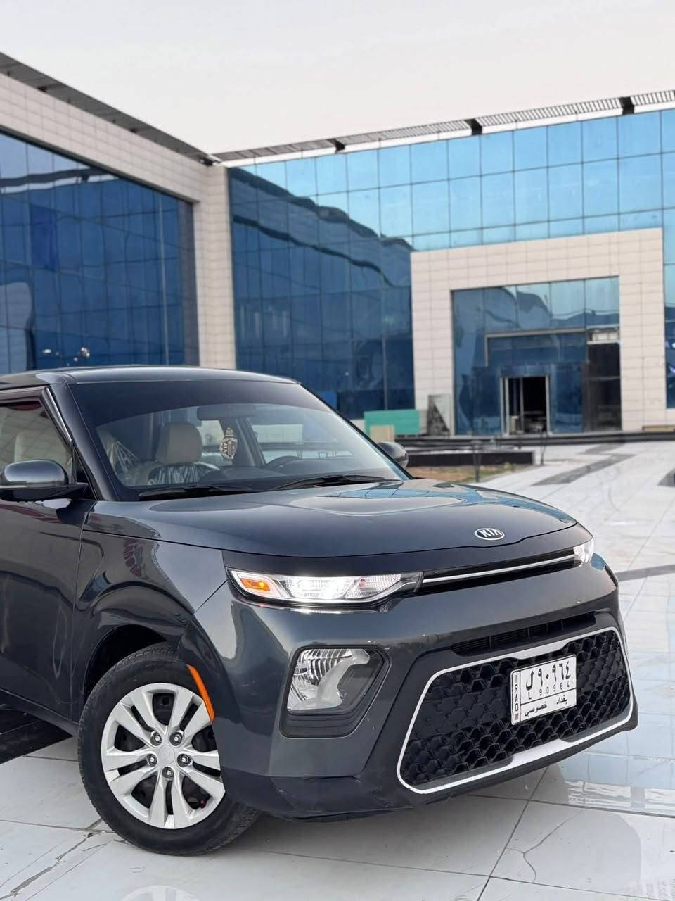 🚘 كيا سول 2020 للبيع

✨ موديل 2020 — شكل مميز وحضور قوي
🔥 محرك اقتصادي وأداء ممتاز
⚙️ أوتوماتيك
🛋️ داخلية مرتبة ومريحة
📱 شاشة + كاميرا خلفية
🔑 بصمة وتشغيل ذكي
🍎 Apple CarPlay
💎 سيارة عملية وعائلية، ومناسبة للاستخدام اليومي

📌 السيارة جاهزة للفحص من أي مكان
📄 التفاصيل والوراق حسب الاتفاق

💰 السعر: 110 قابل للتفاوض
حادثه صفحه وجاملغ خلفي كرته بدون داخل ‎%‎ بجم كبس بدون ارباك 

📞 للتواصل
 : [***********]
: [***********]
