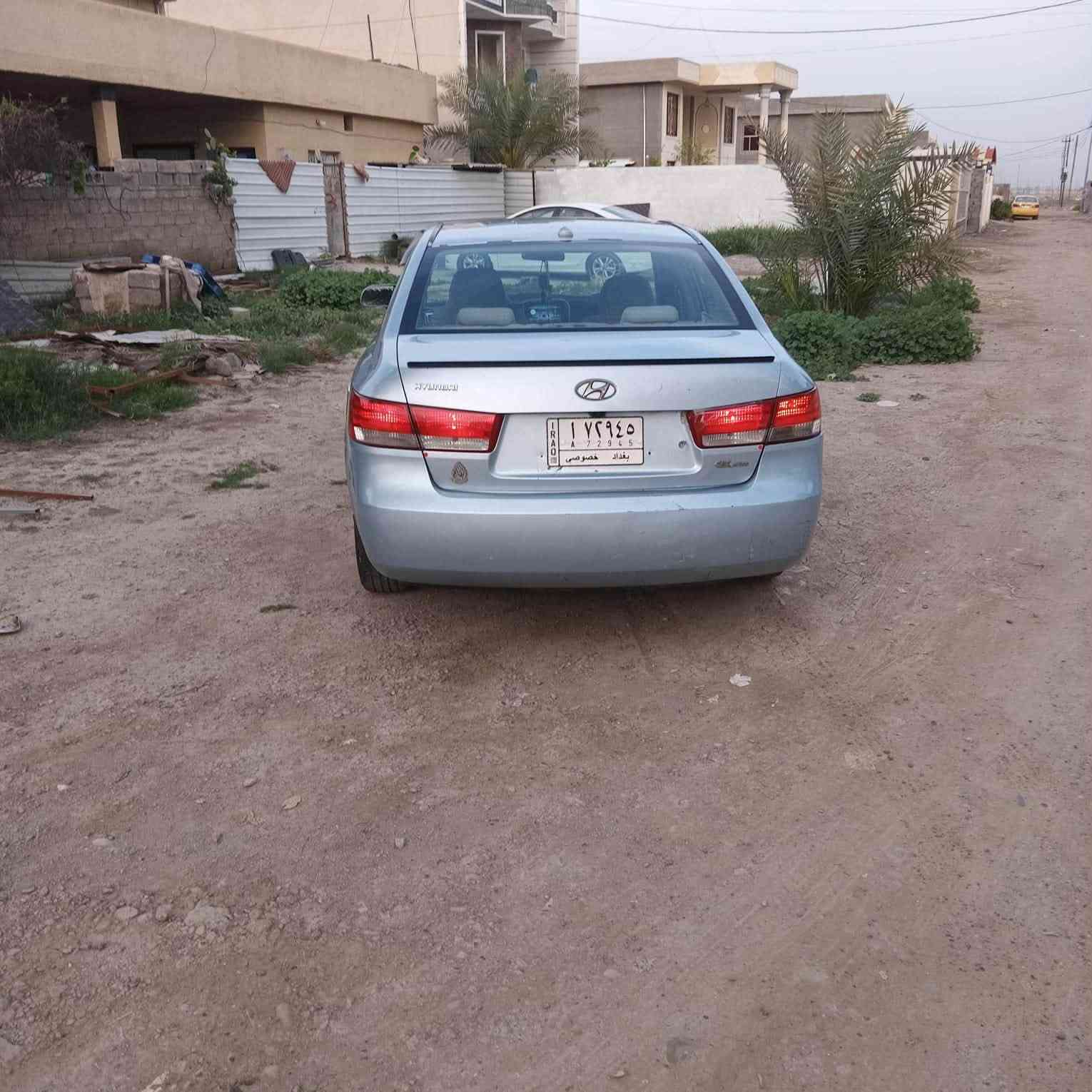 السلام عليكم سوناتا موديل ٢٠٠٧ وارد امريكي حادثها خشم الجاملغ وحافة البنيد بيها كلير نص حزام  مكينة قبل اسبوع شادها كير تبريد خير من الله   رقم  بغدعد تحويل ثاني يوم السعر ١٠٠ وبيها مجال مكاني بغداد مقابل مخابز باب الاغا

‭***********‬

