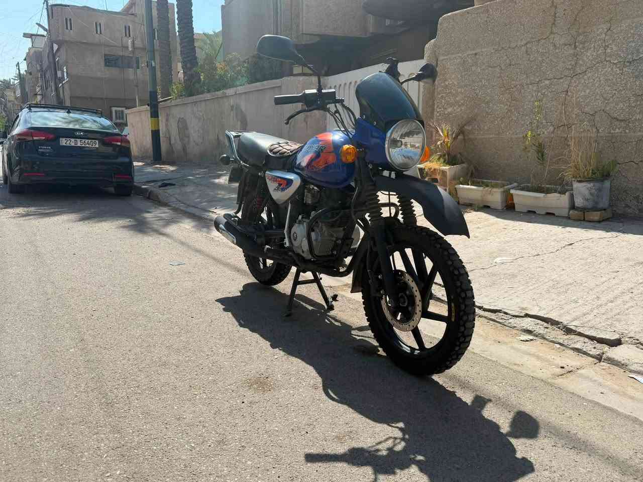 السلام عليكم بوكسر موديل 23 نازله 24 شهر ل11
مرقم لوحه وسنويه إنكليزي تحويل ثاني يوم 
مكفوله كفاله عامه مكفوله من فتح وتبخير 
ماشيه 26 شرط حقيقي 
مكاني الحريه 
***********
