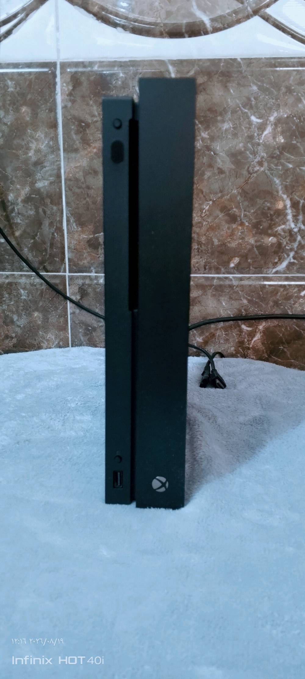 للبيع 
XBOX ONE X غني عن تعريف 
ذاكرة 1 تيرا 
وياه جوستك واحد اصلية مالتة 
كامل ملحقات الجهاز اخو الجديد نظافتة 98% مستخدم اسبوعين فقط يعني لوك ستيگر الجهاز بلواقع هيبة 
السعر 200 الف قفل قفل قفل بدون عملة 
199.750 مابي اعذرني❤
مكاني بغداد / الرصافة / حي الانتصار قرب السيطرة