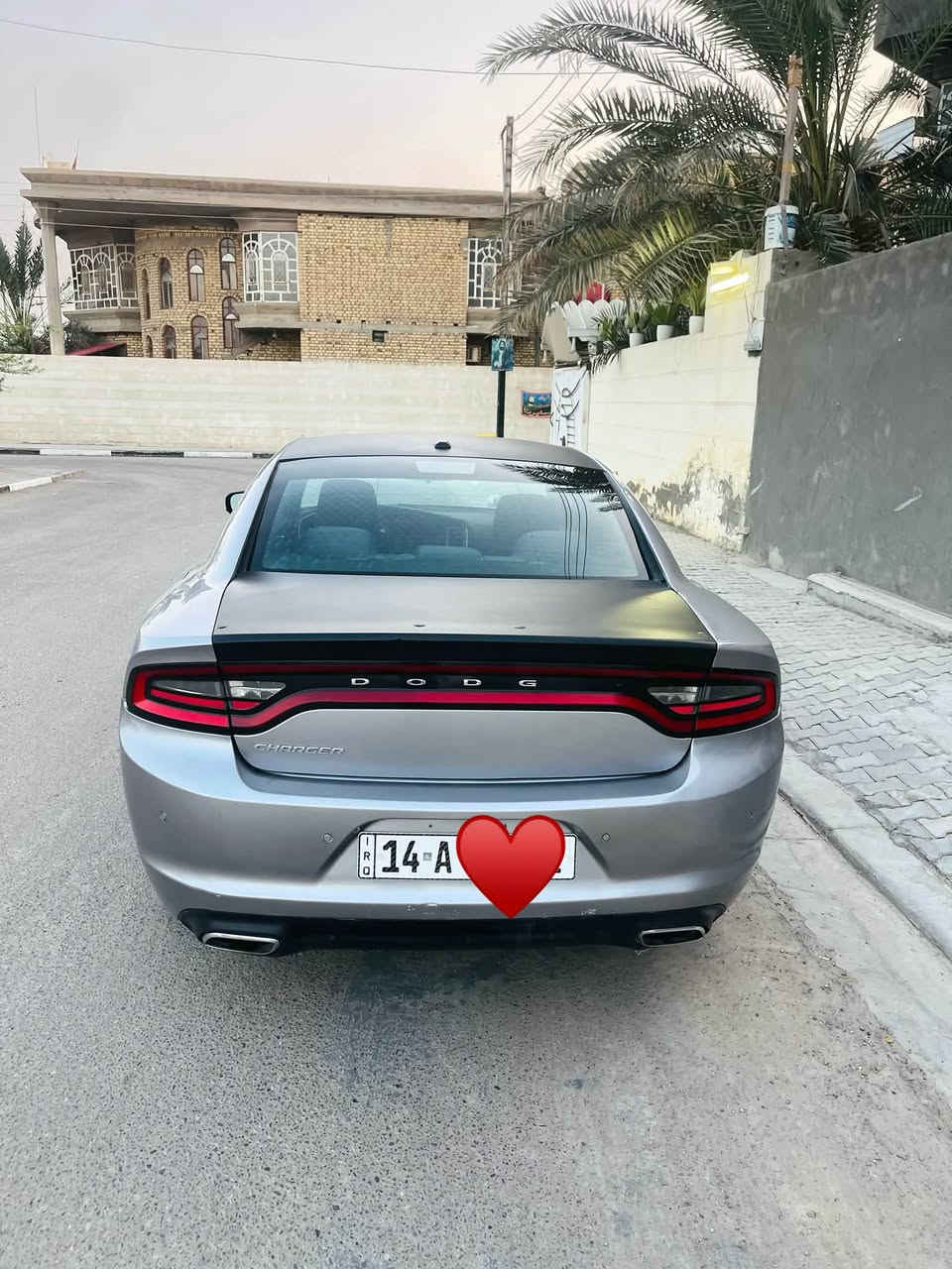 جارجر 2017
Dodge charger 2017
المواصفات: 

SXT-3600 
لون : رصاصي- فضي
رقم بصرة- حره 
سيارة حادثها جاملق خلفي ( الجاملق الايمن) فقط 
بيها جراد بالبنيد والقماره  ( جراد خفيف) فقط 
حدادة جديدة  + ادامه كامله لمنظومه البانزين 
مكينه وكير مامفتوحات 
حساسات خلفية 
كشن كهربائي
شاشة وسط 
دواخل سوداء ونظيفة 
6 سلندر 
صور الحادث موجوده واتساب 

السعر : 160 وبيها مجال 
المكان: البصرة- قضاء المدينة
للتواصل والاستفسار : اتصال او اتساب
***********
