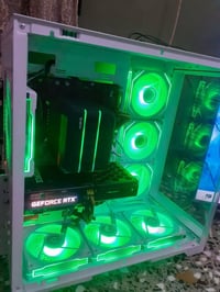 كور اي 7 جيل تاسع 3050 8كيكا في رااام m.2 500 كيكا  ssd  Hdd 500 كيكا ...