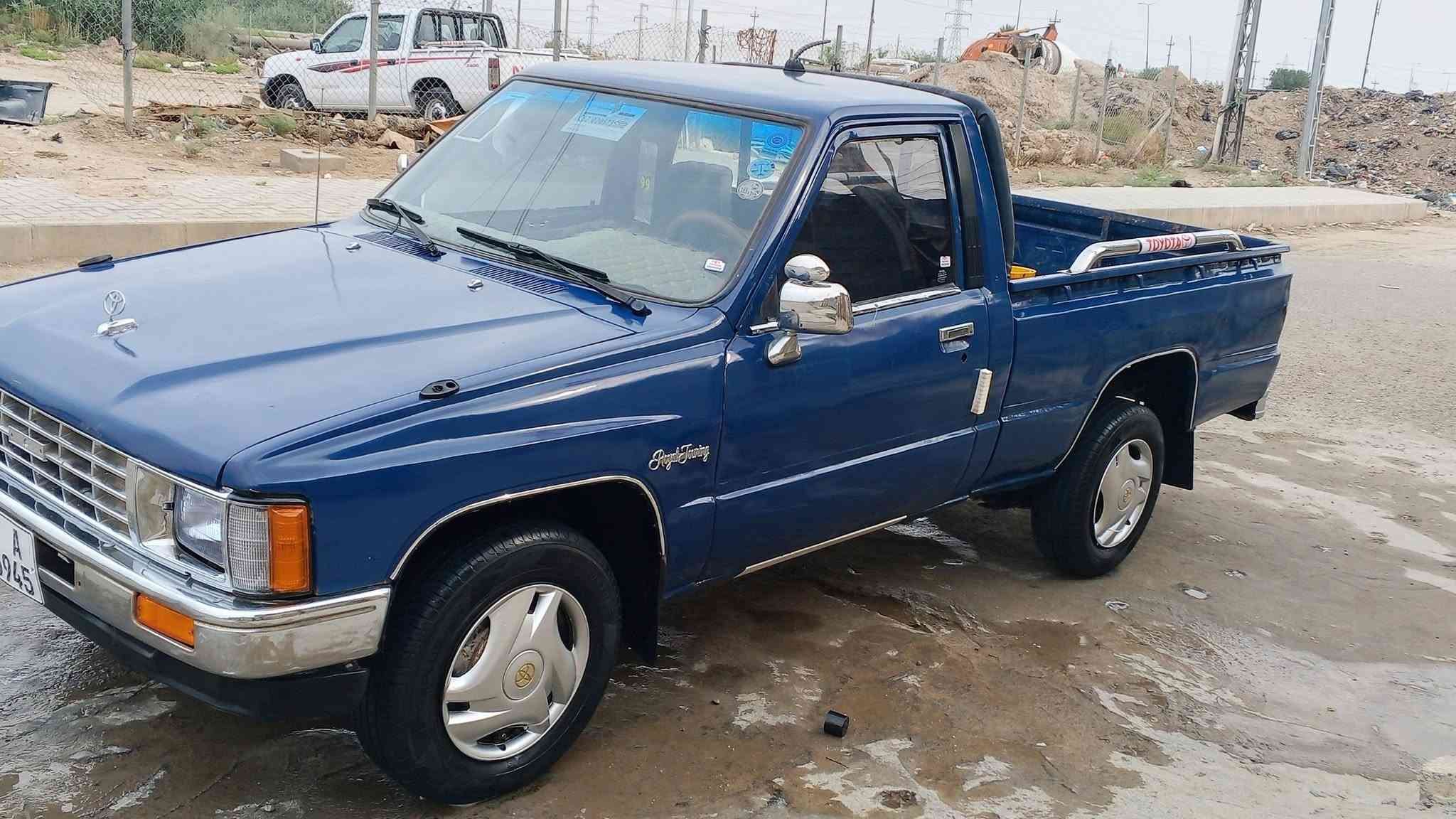 للبيع بيكم تيوتا موديل 1985  رقم واسط انكليزي سنويه جديدة لغايه 2032 محرك كير حداديه كهربيات دوشمه كله جاهزة سعره 35  ورقة وبيه مجال مكان الناصرية الرفاعي مكلف بلنشر ***********
