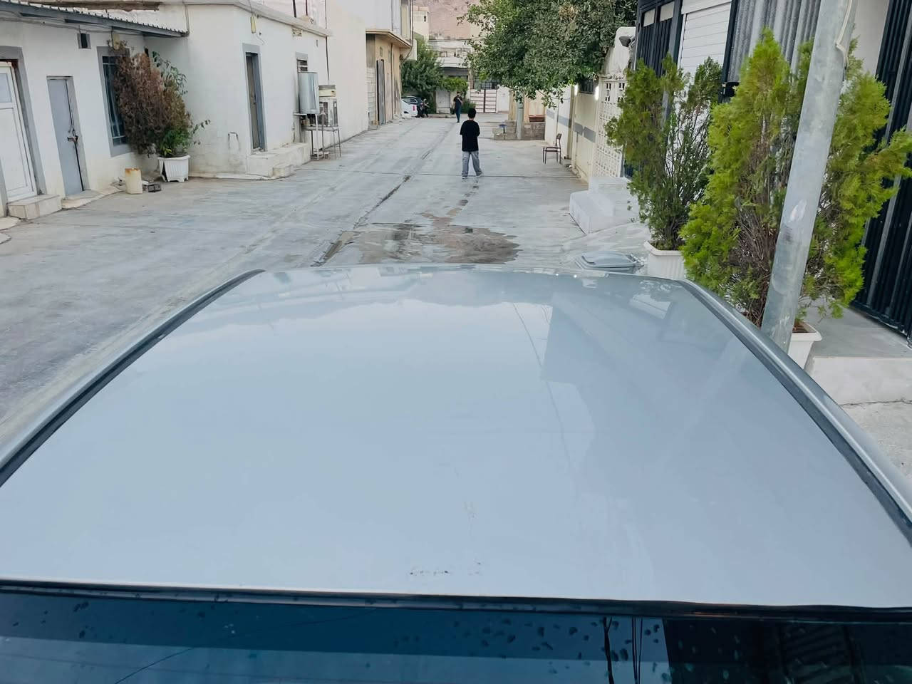 بەناوی خوای گەورە ئاڤانتی ٢٠٠٨هەمووگیانی بەشەرت کارەبایوو مەکینەو تەقەو ڕەقەهەمووی بەشەرت کامل مەسرووفکراوە سەقفی وەک شووشەیا شوێن بڕاوەکانی چاکراوەتەوە سعری ٤٦گەلاو مەجالێکی کەم ***********
