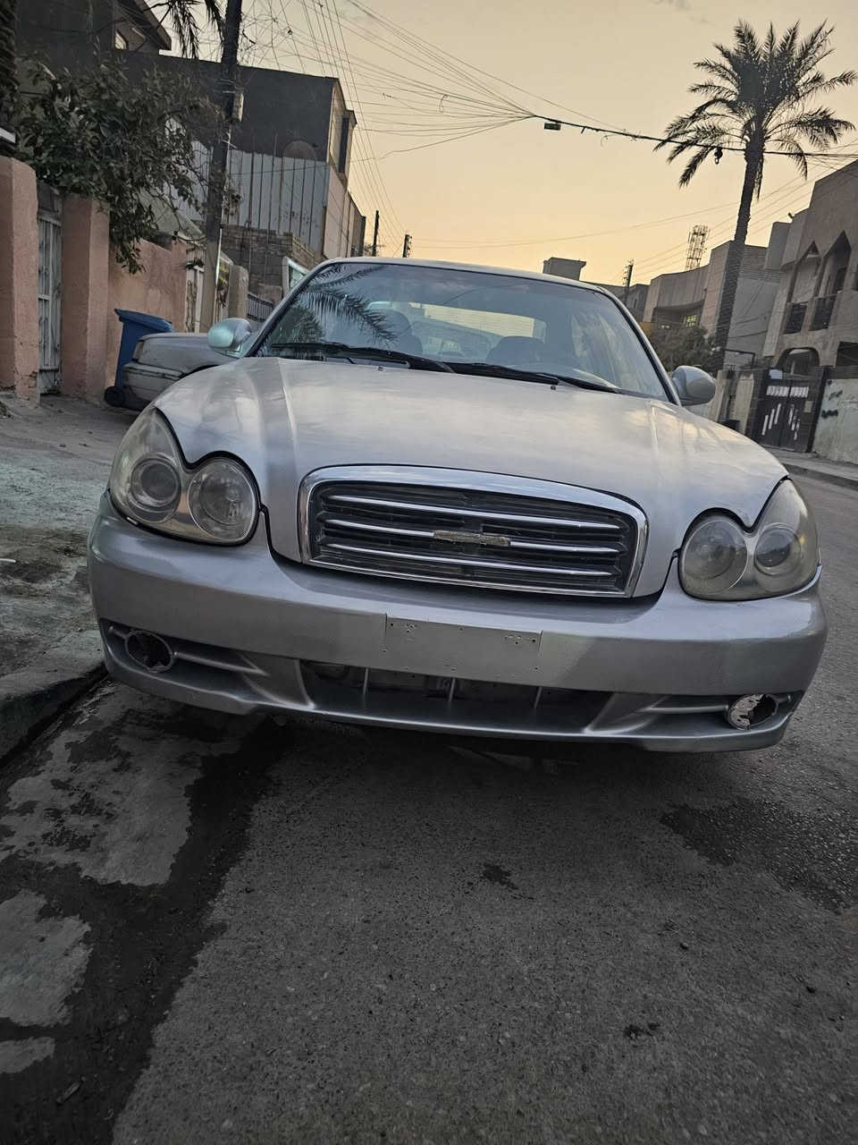 سلام عليكم
سوناته وفود مديل 2000 
مكينه كير مكفولات تخم تاير جديد كهربائيات كامله
رقم السياره فحص مؤقت ديالى صاحبها موجود 
سعر ٢٨
 بيها مجال بسيط حك الجيه *********** مكاني بغداد
