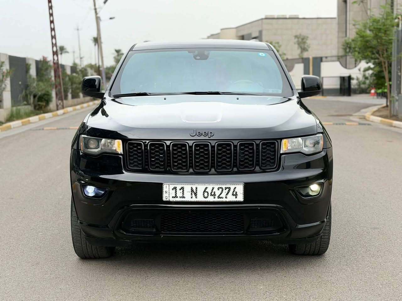 جيب جراند شيروكي • بدون تفاصيل