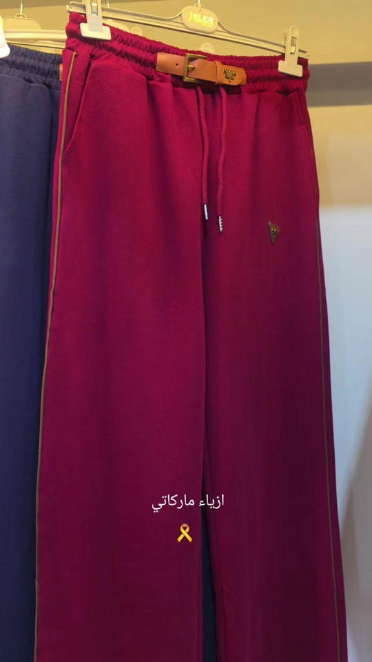 

نص مكتوب في الصور:
- ازياء ماركاتي