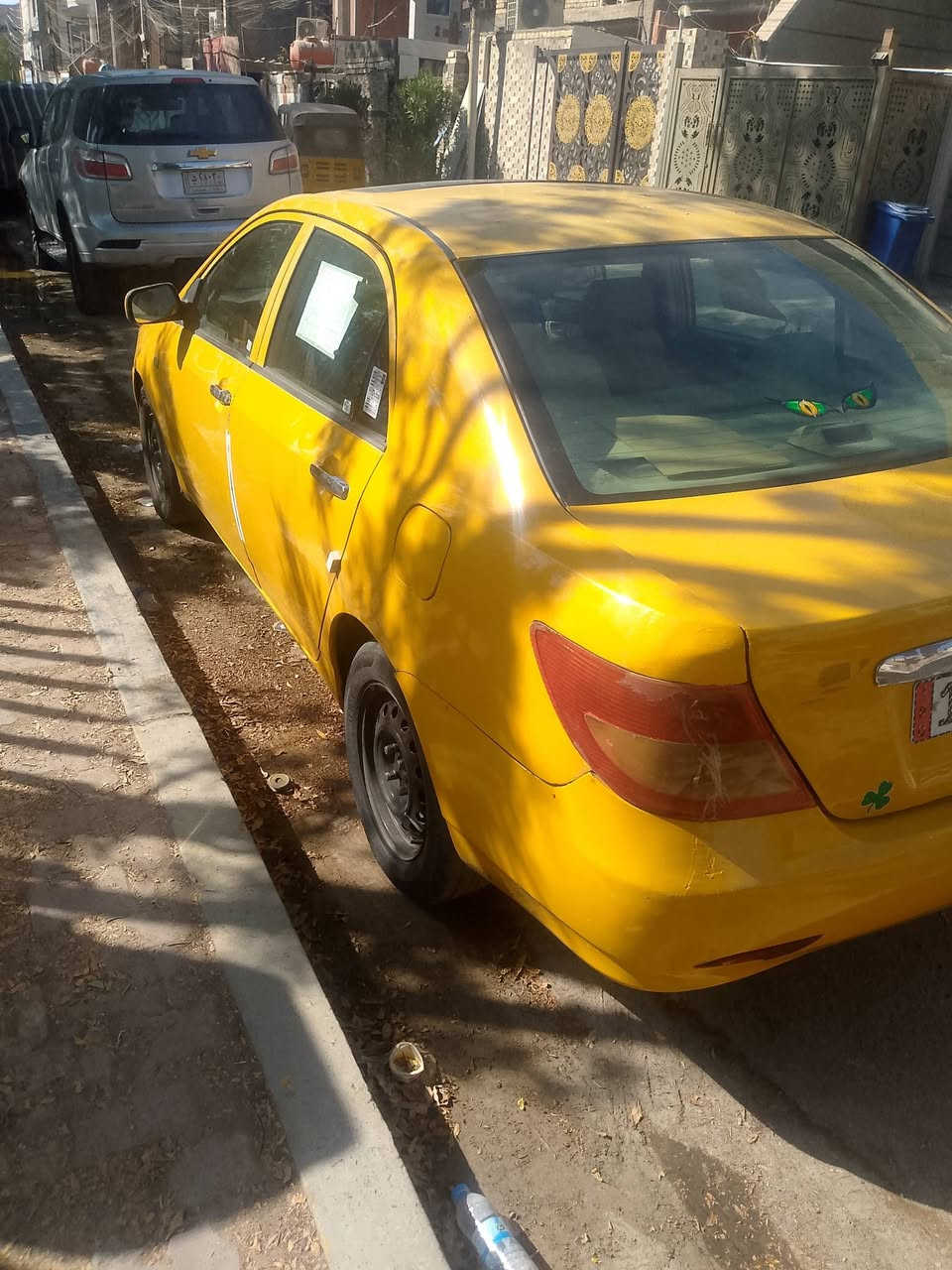 بيواي دي f3 موديل 12 دينار ما عليهه تخم تاير كير مكينه خير من الله صدر جديد تبريد ثلج حماوه ماكو  غرفه نضيفه كهربائيات كلهه شغاله دينار متصرف عليهه مكاني العبيدي  السعر 45 ‏.  ‪***********‬‏
