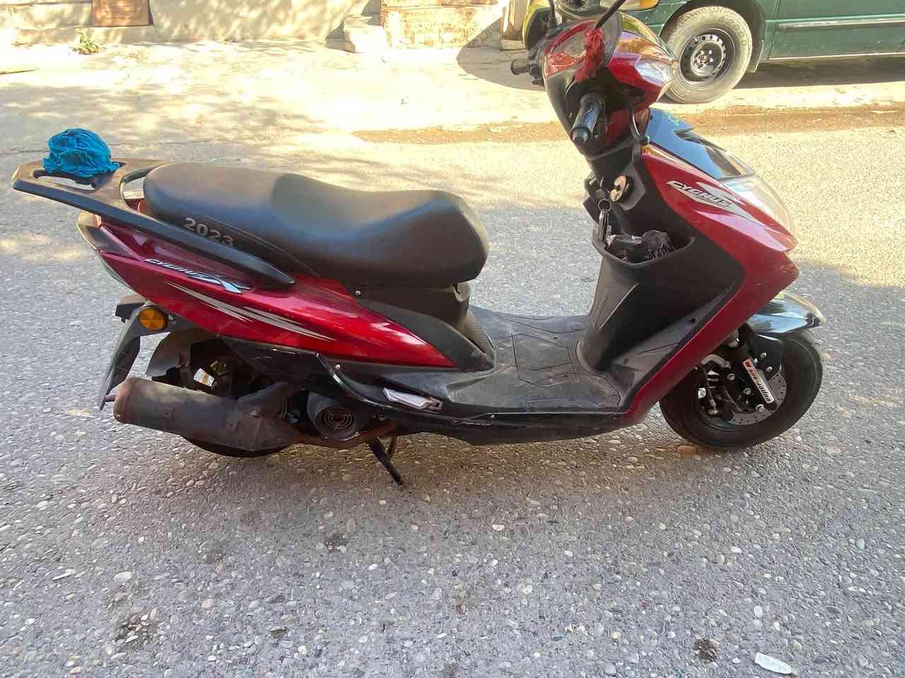 سكنس للبيع موديل 2023
مكينه ممفتوحه وبشرط 
كشر نضيف كلشش 
كهربائات بشرط تايرات 
ماطور نضيف كلش استخدام قليل اشتريته صفر اني 
السعر 675 الف طالب عليه وبيها مجال 
***********
مكاني كركوك حي واسطي
