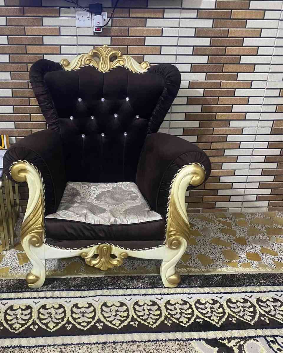 السلام عليكم تخم تركي
عشر مقاعد مع طبله كبيره
السعر725 وبي مجال بسيط
العنوان بغداد العبيدي

رقم الهاتف***********

