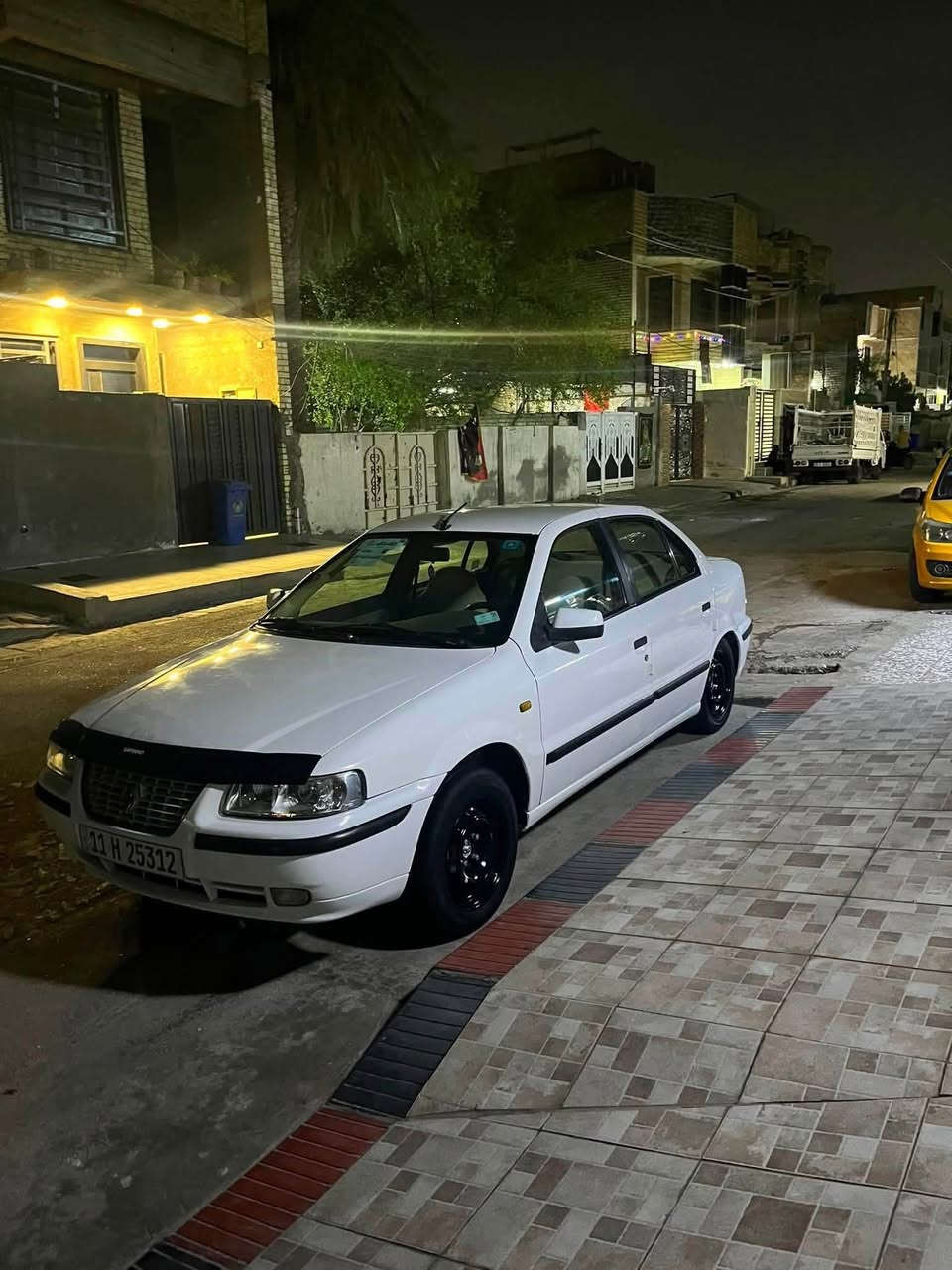 سلام وعليكم شباب السياره بسمي سنويه صاقطع 3 شعر وبيهه صبغ جاملغ خلفي وثنين دوس ***********
سعر 43 وبهه مجال

