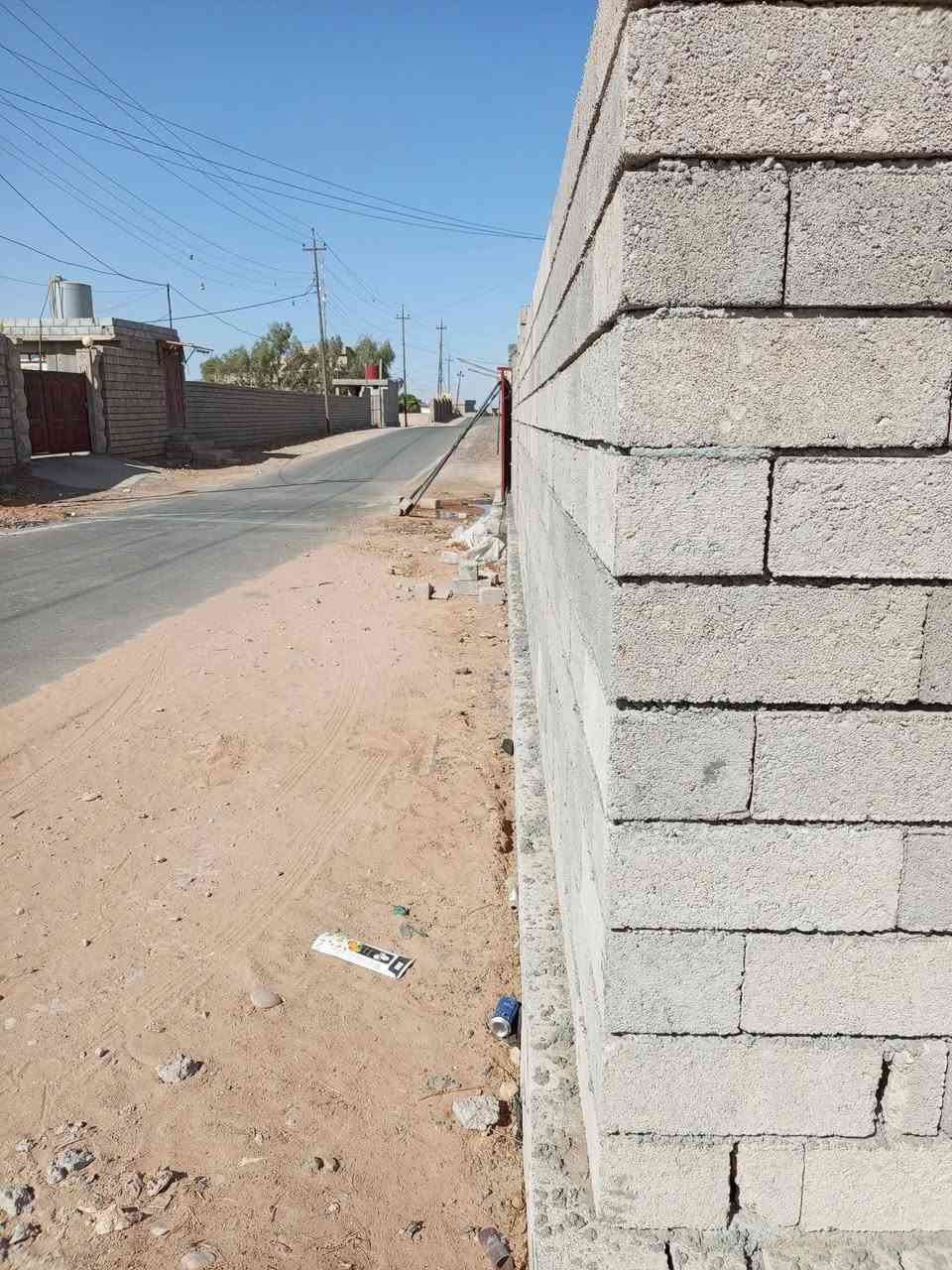 السلام عليكم
بنة متفرغ لبخ تكعيبات بناء حياطين صبات سقل ولاش 
تصفير بيوت حفر قصاطل وبناء ونجارة وصب بناء بيتونات وستارة 
***********
اتصل واتدلل
