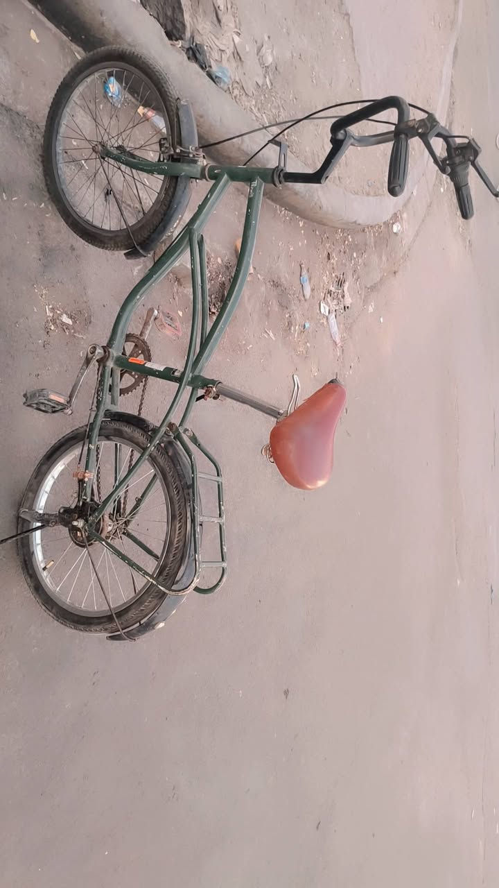 اصلي باله
حجم 20 السعر 50 الف 
العنوان بغداد 
***********
