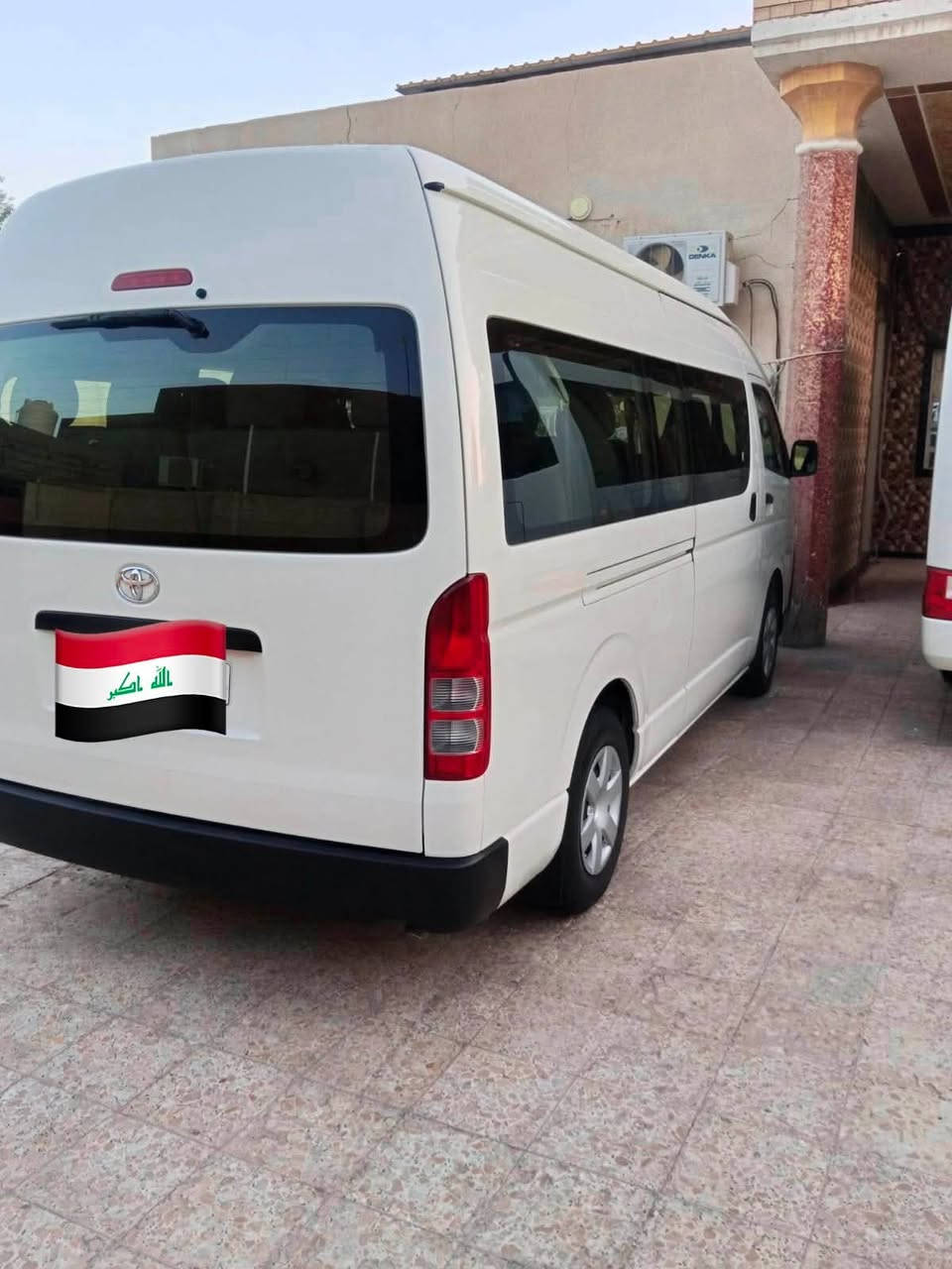 السلام عليكم للبيع هايس خليجي كاز موديل 2022 ماشيه 35 ألف السياره جديده بمعنه الكلمه كفاله عامه تسجيل جديد رقم سليمانيه العنوان بصره السعر 355 ورقه هاتف ***********
