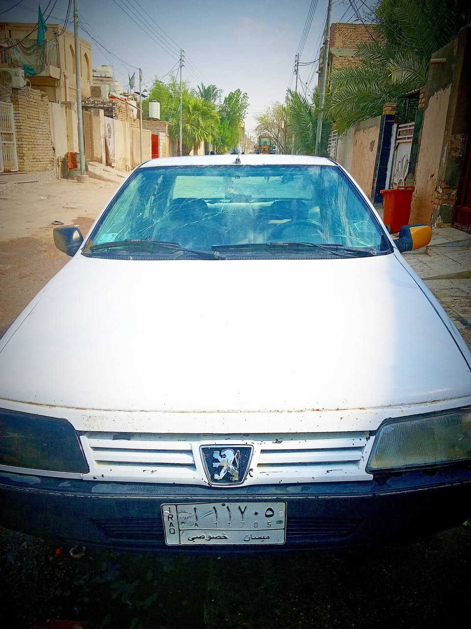 ا السلام عليكم سياره بيجو 405البيع موديل 12 سياره نضيفه السعر خاص  ***********التواصل شريحه لايوجد واتساب
