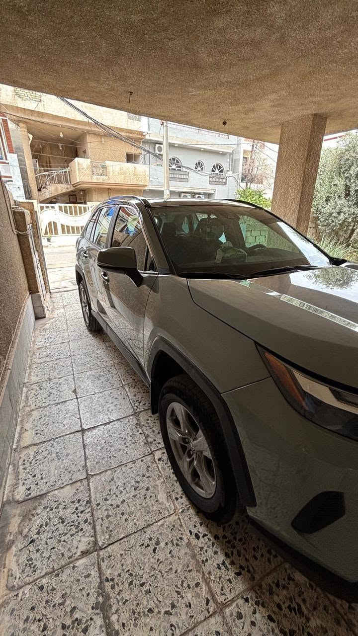 سيارة تويوتا راف فور RAV4 موديل 2023 XLE
‏Toyota Rav4 XLE  2023
هايبرد   لون سمنتي وارد أمريكي 
شاشة لمس كار بلي 
تشغيل بصمة +بصمة ابواب 
صندوق كهرباء 
فتحه  سقف 
كشنات مخمل (كابوي)
رادار امامي +رادار جانبي + رادار خلفي + نقطة عمياء 
كشن السايق كهرباء 
مانع انزلاق 
مانع تصادم 
تحذير الخروج عن الطريق 
قيادة ذاتية 
كروز سرعة 
فور ويل 
تبريد مناخي منفصل 
حساس اطارات عدد اربعة
 حادث السيارة امامي 
بدون ايرباك 
أرضيات والصندوق كلها قالب واحد حوضي 
ماشية 21,600 كيلو متر وقابل للزيادة
العنوان / بغداد للاستفسار عن السعر اتصل على الرقم 
رقم الهاتف /***********
