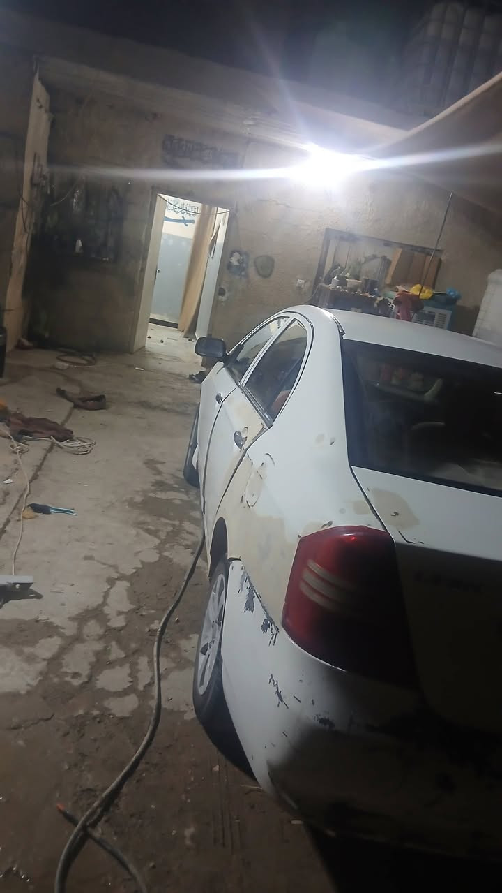 السلام عليكم سياره نيفال 620  للبيع حادث بجم رقمها ديالى  سياره حره مكاني بغداد جسر ديالى الجديد رقم الهاتف ***********  السعر 25 وبيها مجال

