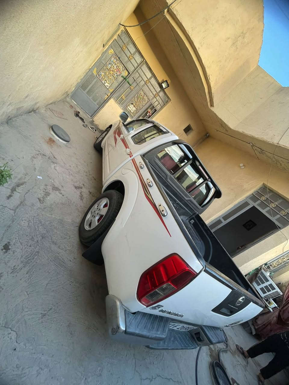 نيفاره • ٢٠٠٩ • رقم بغداد