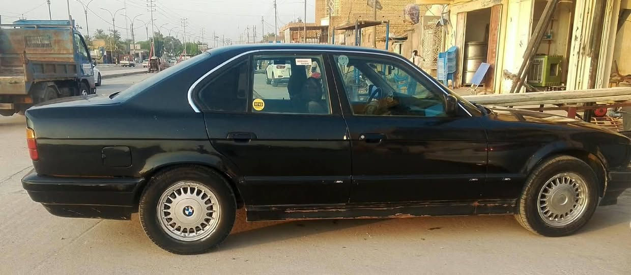 سلام عليكم 
BMW. 535
موديل 1993 رقم انبار مشروع وطني شرط مداور ثاني يوم كير اوتو  مكينه 6سلندر مفتوح 3.5 كير ومكينه شرط صدر 75% تبريد ثلج دواخل نضيفه مكانهه ذي قار الرفاعي  السعر 33 عليهه غرامات ينزلن من سعرهه 
 
*********** واتساب
