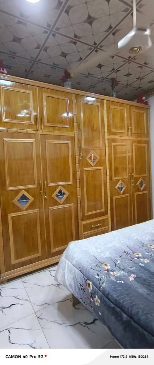 غرفه نوم مستخدمه شهر مفصله بلمعتها بعد جديده. سعرها مليونين ونص بيه مجال ***********

نص مكتوب في الصور:
- CAMON 40 Pro 5G 14mm f/2.2 1/50s ISO278
- CAMON 40 Pro 5G
- 14mm f/2.2 1/50s ISO141
- CAMON 40 Pro 5G 23mm f/1.8 1/50s ISO234
- CAMON 40 Pro 5G 14mm f/2.2 1/50s ISO289
- CAMON 40 Pro 5G• 23mm f/1.8 1/100s ISO410
- CAMON 40 Pro 5G 14mm f/2.2 1/50s ISO437