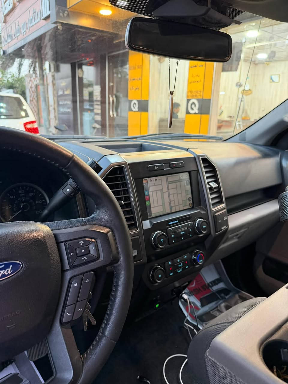 للبيع فقط فورد F150
موديل 2020  
رقم بغداد باسمي 
محرك 2700 تون تيربو 
كير 10 نمر
باب طويل وبدي قصير 
شاشة كبيرة تدعم كار بلي والاندرويد 
ماشية 79 ميل
محرك كير كفالة 
الضرر جزء قليل من الجاملغ الخلفي والباب عكس السائق 
السعر 200 ورقة وبيها مجال
للتواصل ***********

