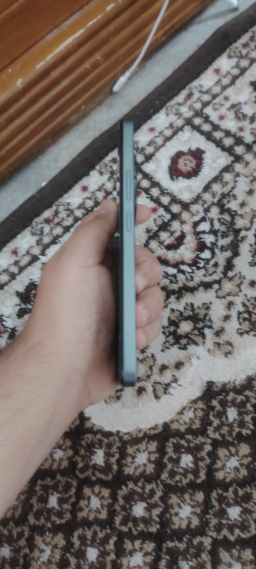 السلا عليكم جهاز ريلمي 12برو ذاكره 256 ارام 8+8 فقط بي شخط بل شاشه ما ايأثر بوبجي 90فريم سعر 250بي مجال قليل مكان كركوك فيلق ستفسار اتصل او واتساب ***********
