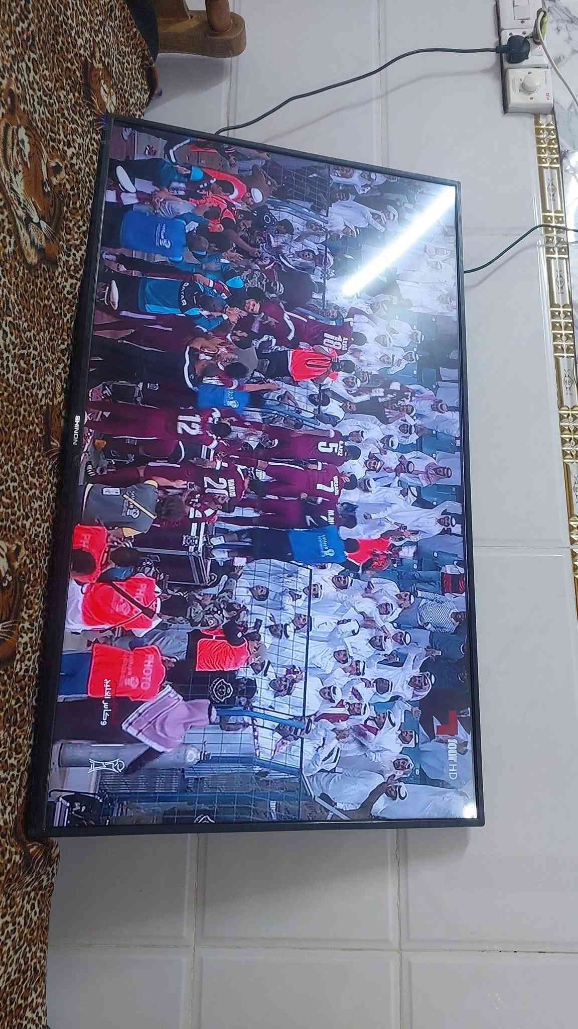 السلام عليكم بلازما حجم 49 شينون بدون نت ماداخله تصليح السعر 200 وبيها مجال عنواني بالحسينيه بالسكلات ***********
