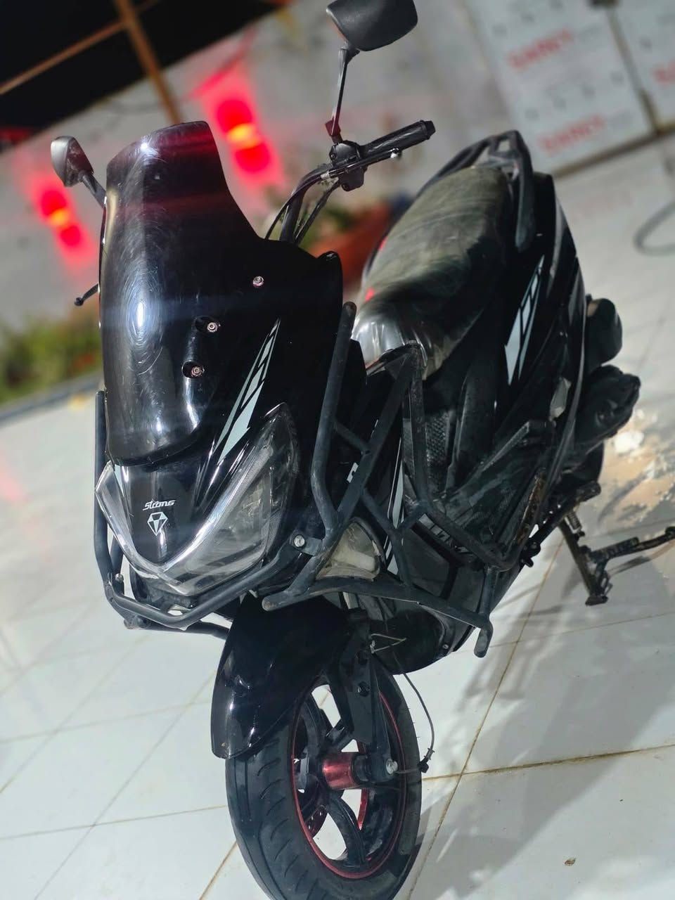 دراجه للبيع موديل 2024 ماشيه ٨@@ تالاف تشغيل عن بعد دراجه نضيفه مفتوحه السعر 650 للستفسار ***********
