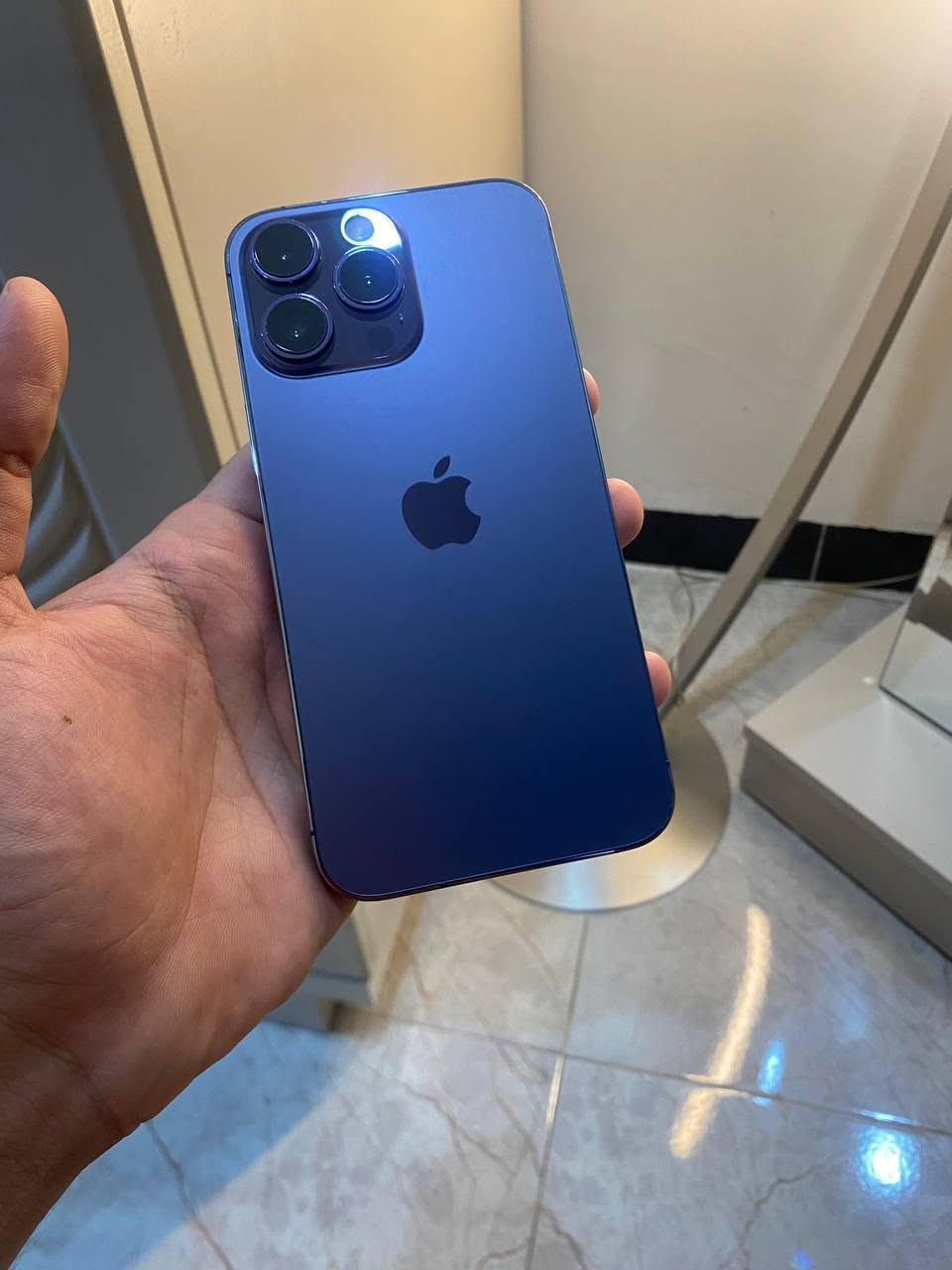 14 بروماكس شرق اوسط
ذاكرة 512
بطاريه 77
سعر 550 قفله 
بدون ملحقات
مبدل ظهر
بي خطين بلشاشه وزر تنصي الصوت واكف يعني اتعلي الصوت شغال  والشاشة اصليه مالته فقط اتحرك شريط وقرت غير معرفة
***********
بغداد/كاظمية جكوك
