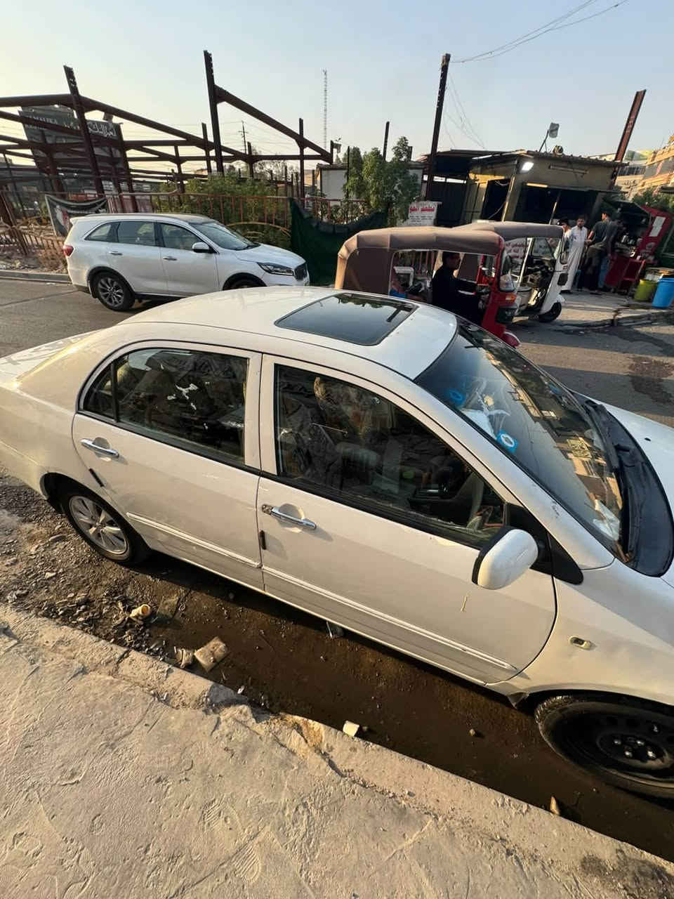 السلام عليكم
🔵للبيع BYD F3
 

المواصفات
 🔴  المكينة: بلادية لانسر (ياباني)، ومكفولة هي والكير.
 🔴  البدي: نضيف و بي ملاحضات بسيطه على الصبغ 
🔴التبريد: تبريد جديد بالكامل منظومه اصليه .
 🔴الإضافات: حساسات خلفية + شاشة + كاميرا خلفية. 
كامله مكمله من صدر و حداديه و كهربائيات و رقمهة بغداد بأسمي تحويل ثاني يوم 
 🔴للاستفسار والتواصل
: ***********  متوفر واتساب و رصيد
