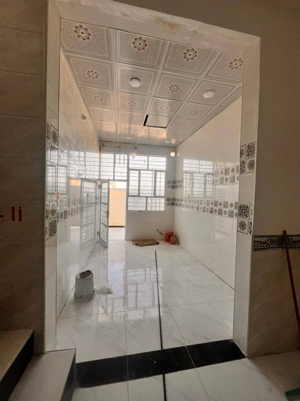 بيت البيع ١٠٠متر طابق ونص غرفتين نوم ستقبال صالة مطبخ حمامات
كربلاء قرب مجمع سيد سماعيل
سعر ٧٠
***********
7712912437
