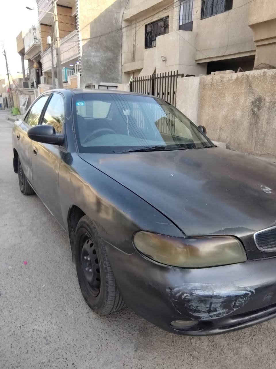 سلام عليكم  نوبره موديل ٩٧ بسمي سياره كلش حلوه كشر داخل كير مكينه بس يرادلها ترتيب السعر ٣٥وبيها مجال مكان السياره البياع *********** تحويل ثاني يوم
