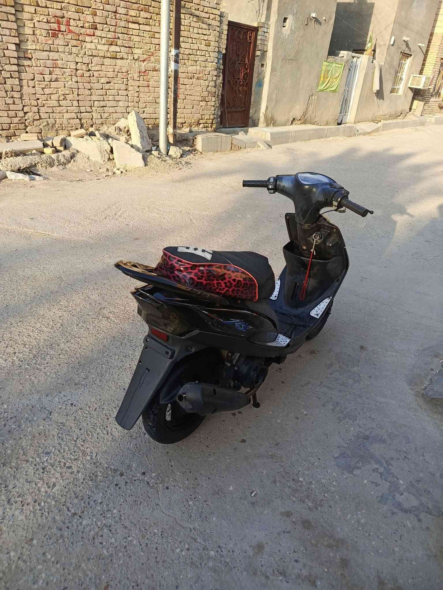 ماكس عدله جاهزه وكامله كله شغال سلف هندر كهربأيات شلعه ومشي ونعومه سعر 550 وبيه مجال دراجه كلش حلوه مكاني ناصريه مركز حي تضحيه رقم الهاتف *********** بيه واتساب الشراي يتصل ويدلل

