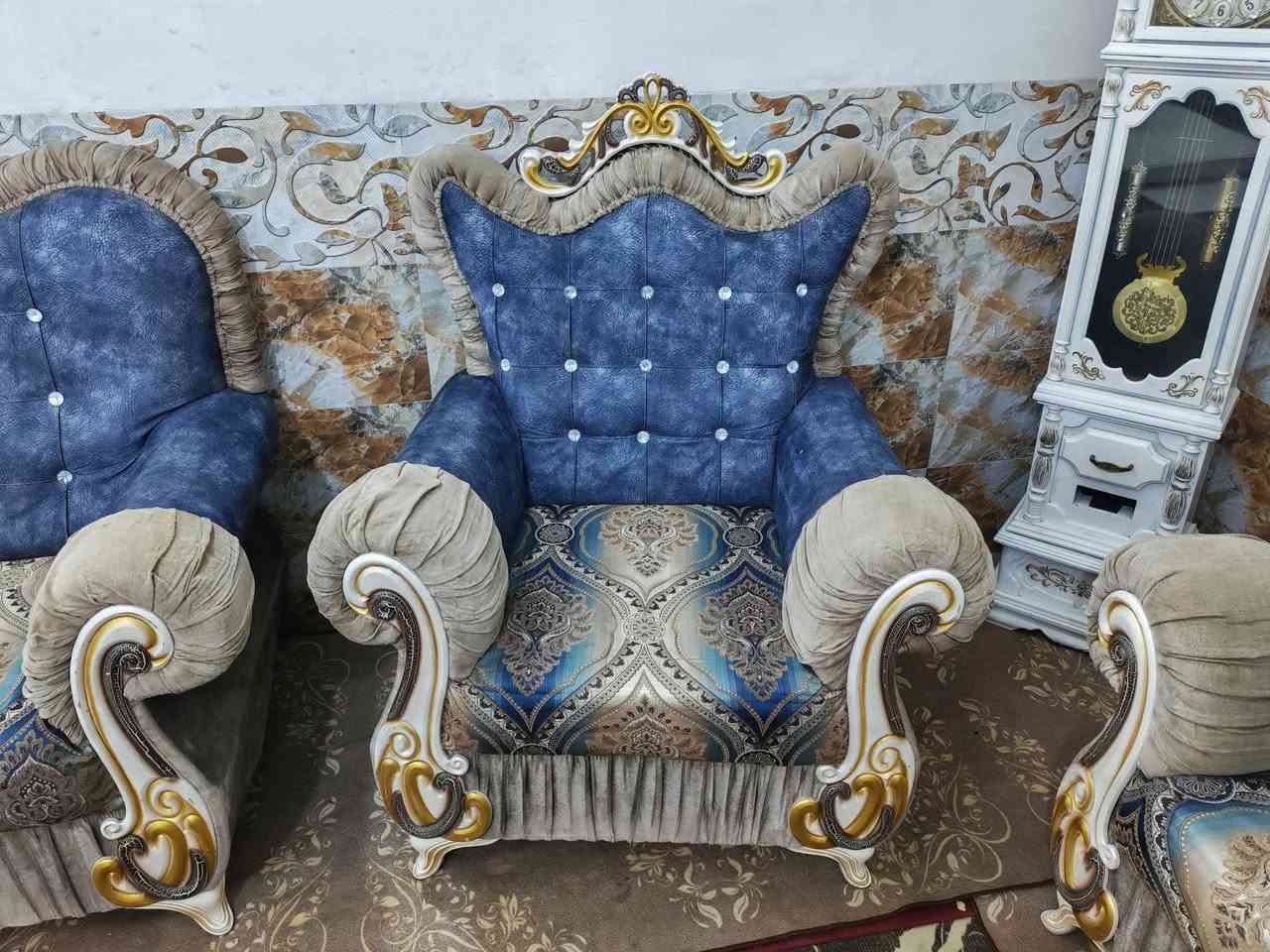 تخم ملكي👑 10مقاعد تسكام بلوك أسود حيل نضيف مابي اي ضرر السعر390 العنوان كربلاء بدايه الداخلي يوجد توصيل داخل كربلاء ***********
