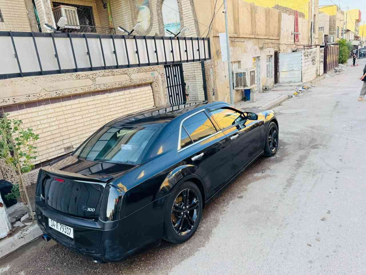 اوباما ٢٠١٢ فور ويل /الفور ويل ملغي
كندية فول مواصفات 
مصبوغة حزام تبديل قطعتين 
وبيها طخات 
رقم بصرا انكليزي ب اسمي 
بيها نقوصات السيارة 
حدادية نص عمر 
ب١٢٥ وبيها مجال بسيط

***********
