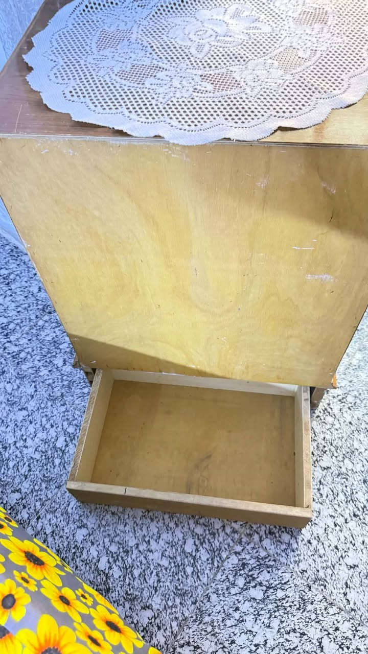 غرفة نوم صاج تزكام داخل وخارج صاج  نضافتها ٩٥بلميه عنوان بغداد زعفرانيه للاستفسار عله يوجد واتساب رقم الهاتف ***********
