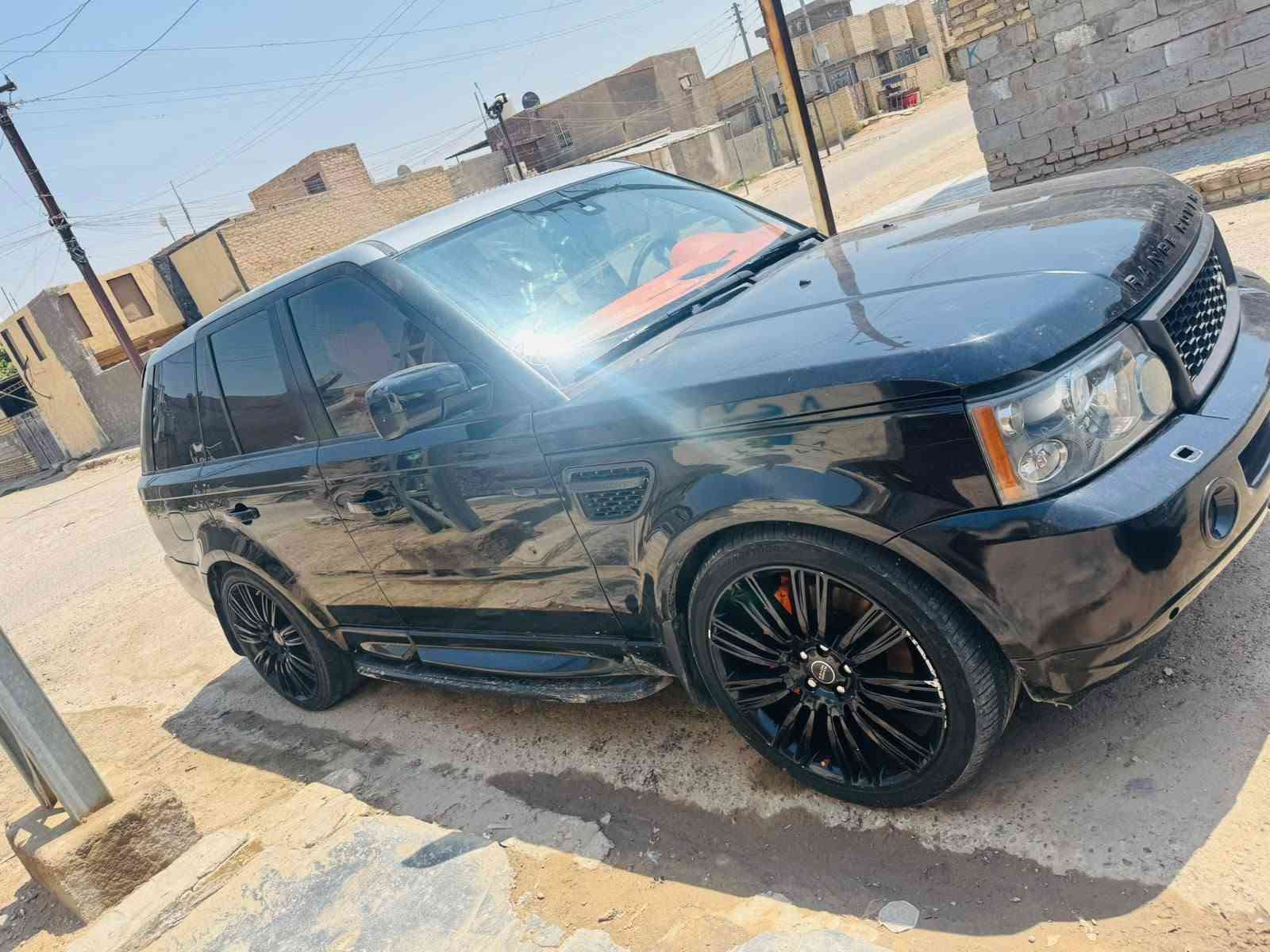 اعلان بيع
رانج روفر موديل 9محدثه 12 
جوبلس وصدره جديد وكله شغاله
مكينه 8سوبر مكينته مشدوده جديده
بيه صبغ بنيد
سعر : شده يعني 100 ورقه وبيه مجال 

الاتصال واتساب: ***********
