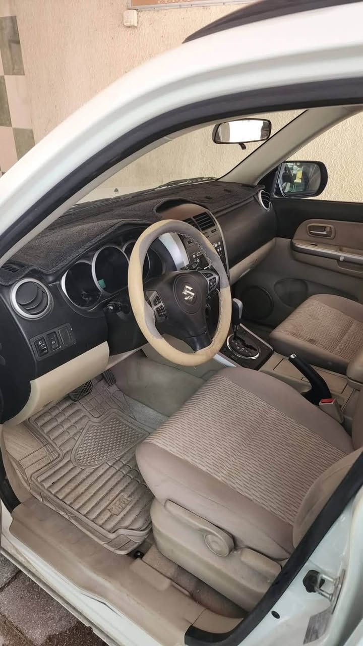 للبيع سازوكي كراند فيتارا 2014
دفع رباعي 4×4
بصمة بابين وتشغيل
ماشية 64
مصبوغة حزام ومبدل بنيد
السعر 85 وبيهة مجال
*********** مكاني بغداد
