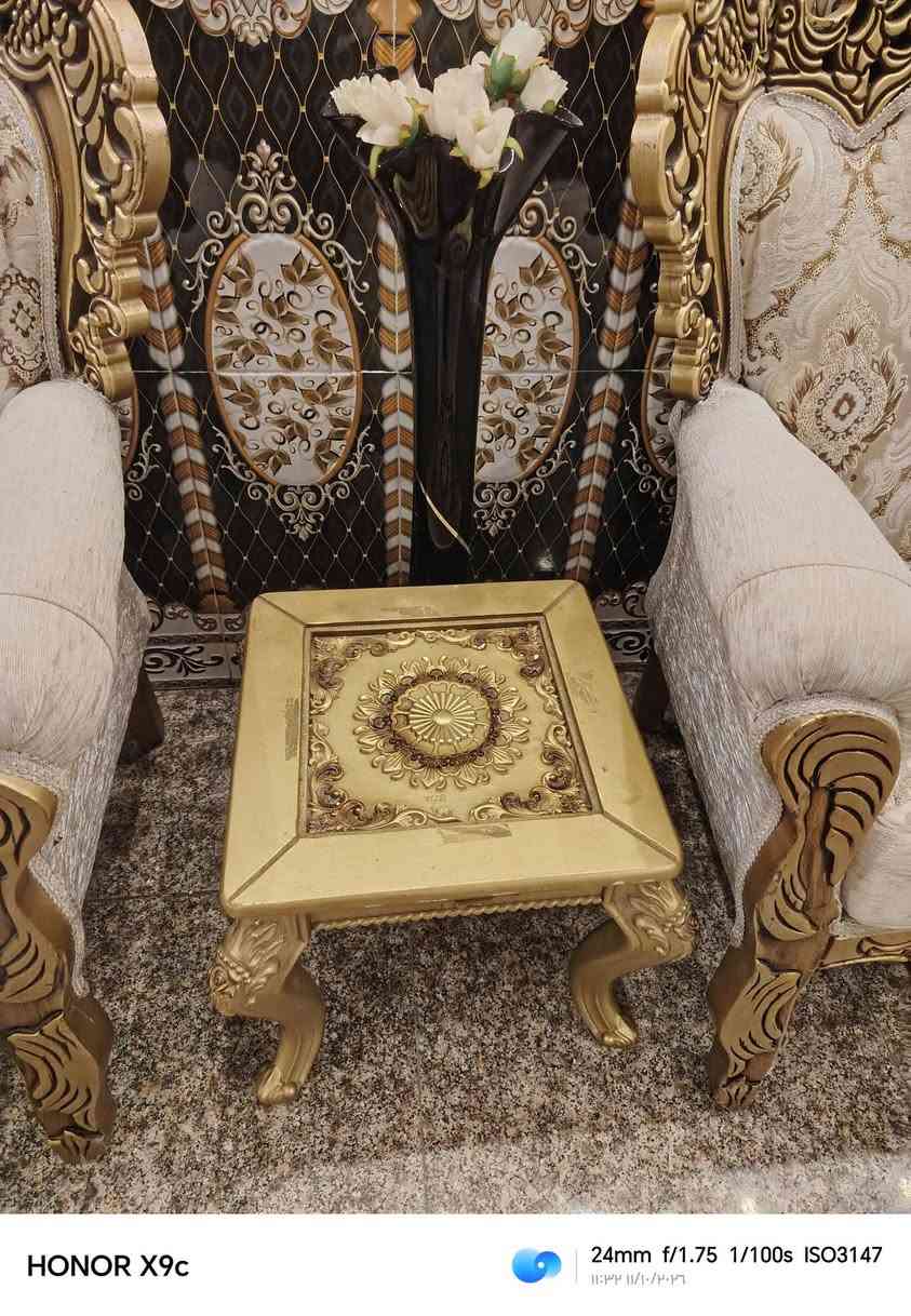 ١٠ مقاعد • ٣ طبلات زغار • بغداد